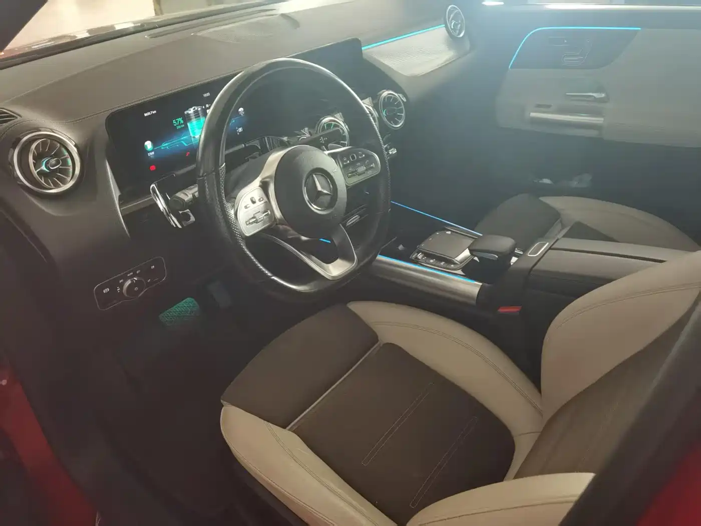 Mercedes-Benz EQA 2022 EQA 300 4MATIC Launch Special Edition фото 9