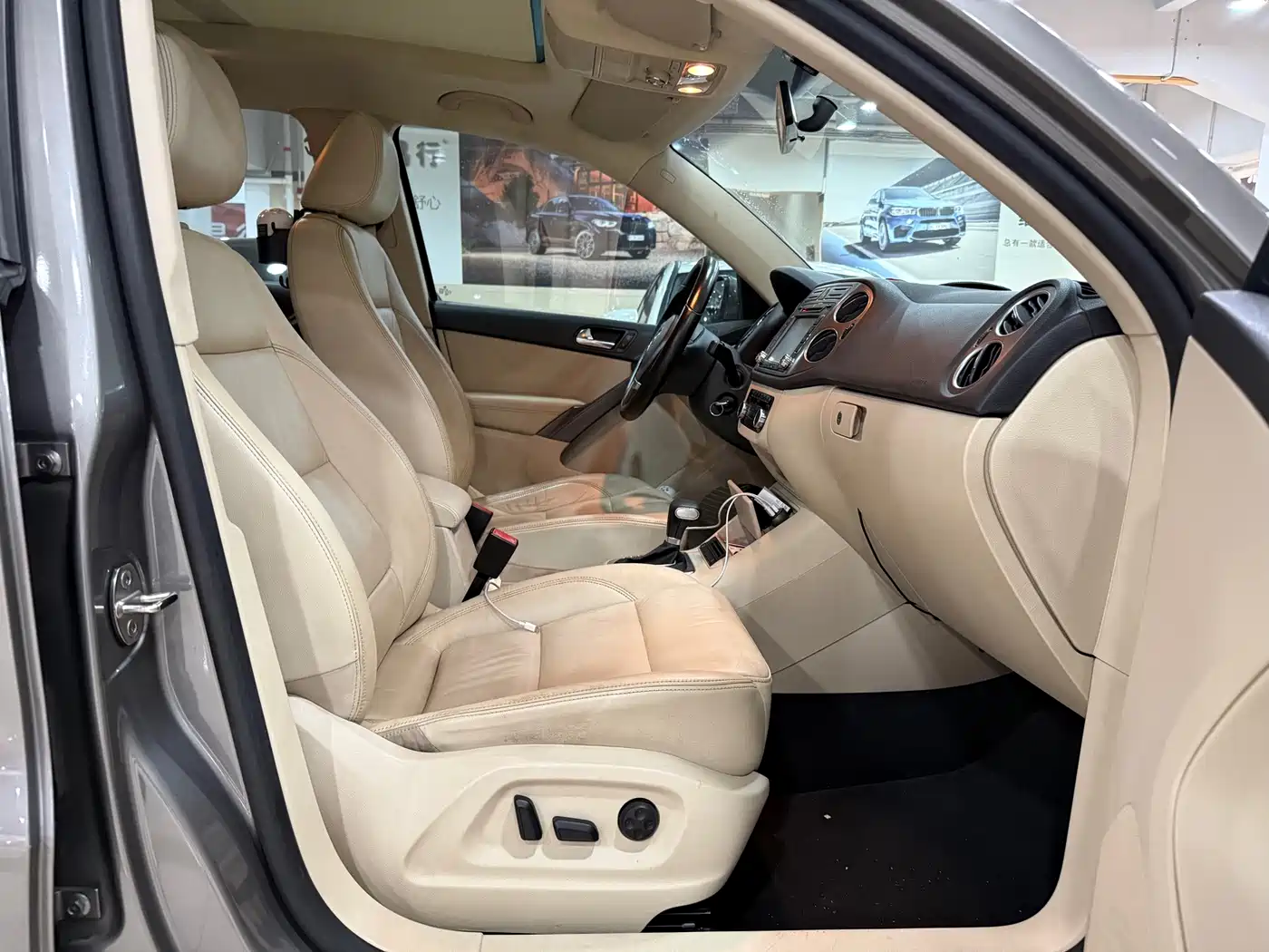 Volkswagen Tiguan 2010 2010 1.8TSI Automatic 4WD Elite