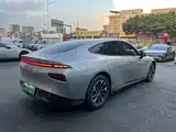 Фото 8 - XPeng P7