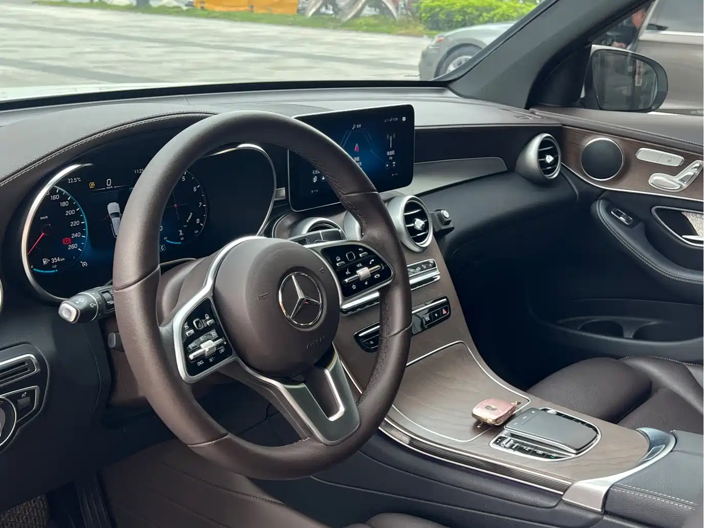 Mercedes-Benz GLC 2022 Facelift II GLC 260 L 4MATIC Luxury фото 11