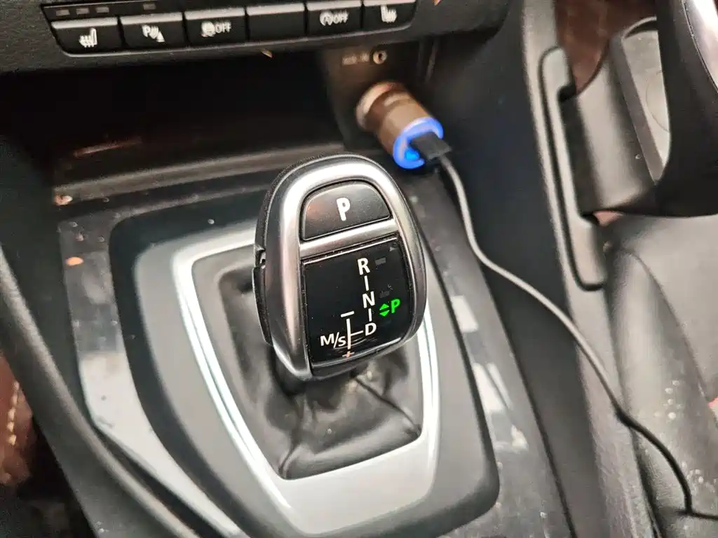 BMW X1 2015 Model sDrive18i Fashion Advanced Edition фото 10