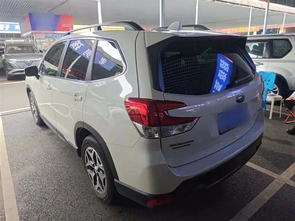 Subaru Forester 2020 2.0i Luxury Edition EyeSight фото 5