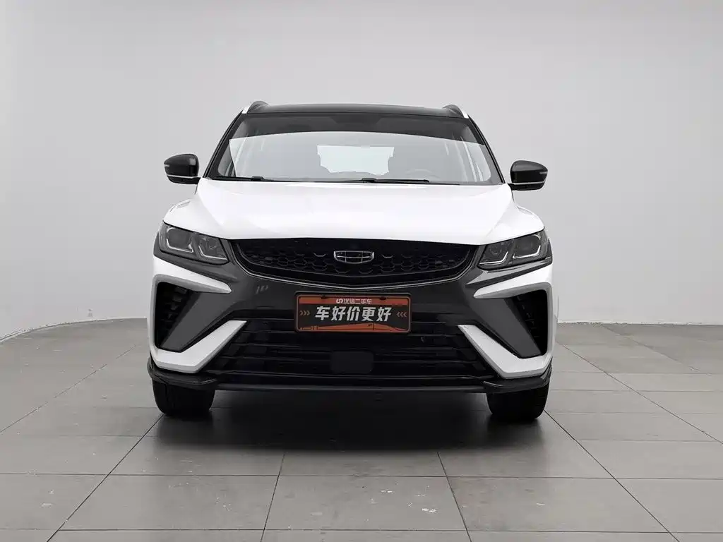 Фото 3 - Geely Binyue