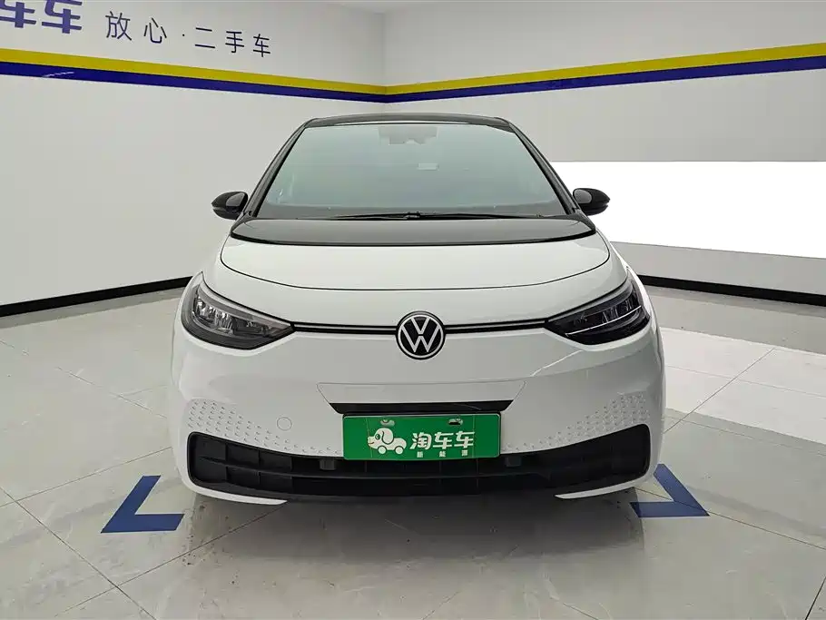 Volkswagen ID.3 2025 Smart Outstanding Edition фото 2