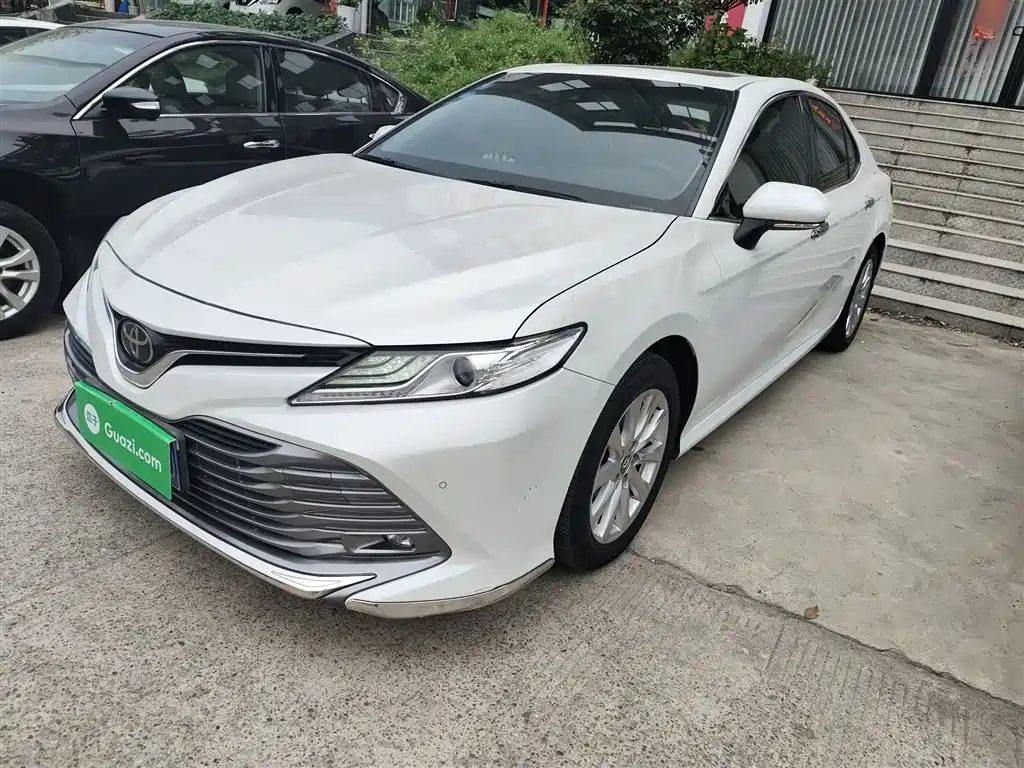 Toyota Camry 2019 Facelift 2.0G Luxury Edition
