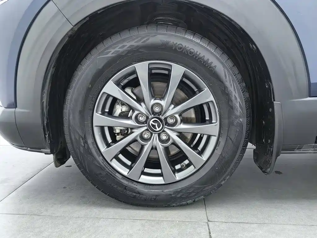 Фото 17 - Mazda CX-30
