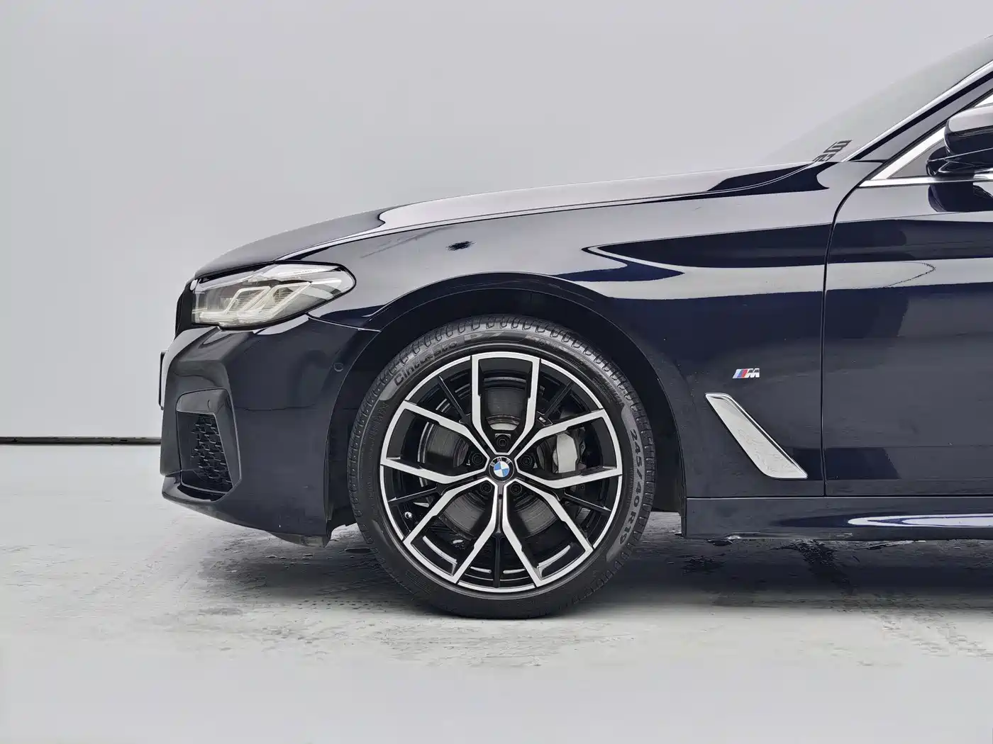 BMW 5 Series 2021 530Li Premium M Sport Package фото 4