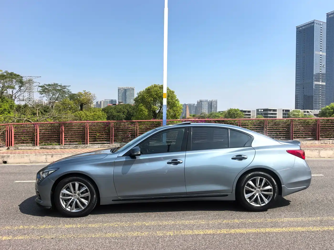 Infiniti Q50L 2015 2015 2.0T Enjoyment Edition