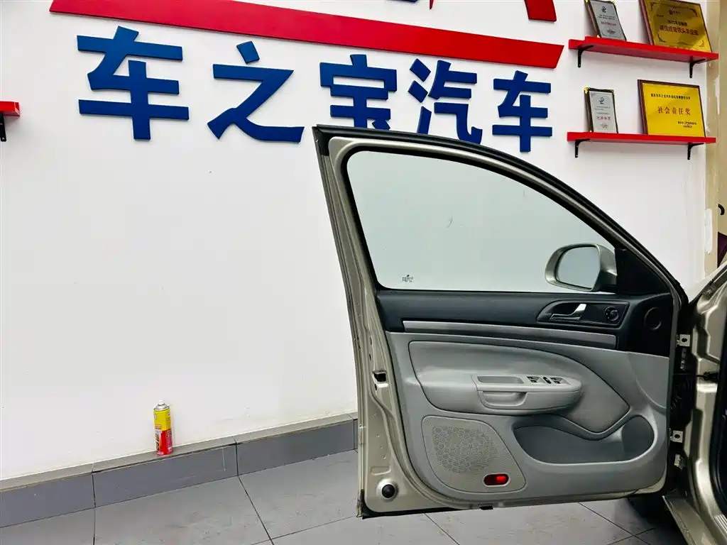 Škoda Octavia 2012 1.6L Auto Yijun Edition фото 21