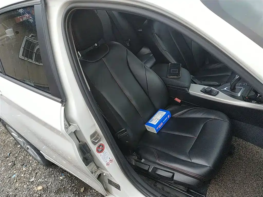 BMW 1 Series (Import) 2013 Facelift 116i Leading Model фото 25