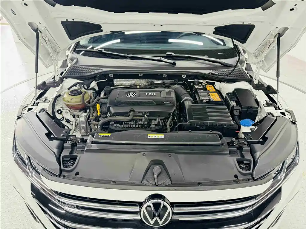 Volkswagen FAW-Volkswagen CC 2021 380TSI Eye-catching Edition фото 30