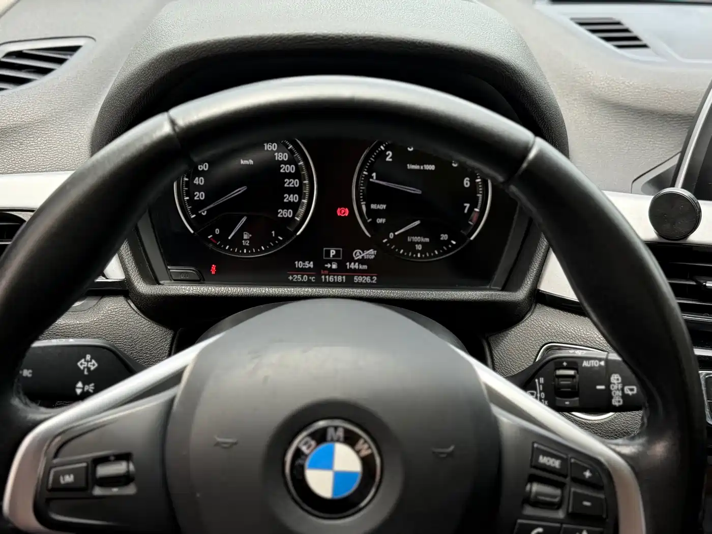 BMW X1 2018 sDrive20Li Leading Model фото 7