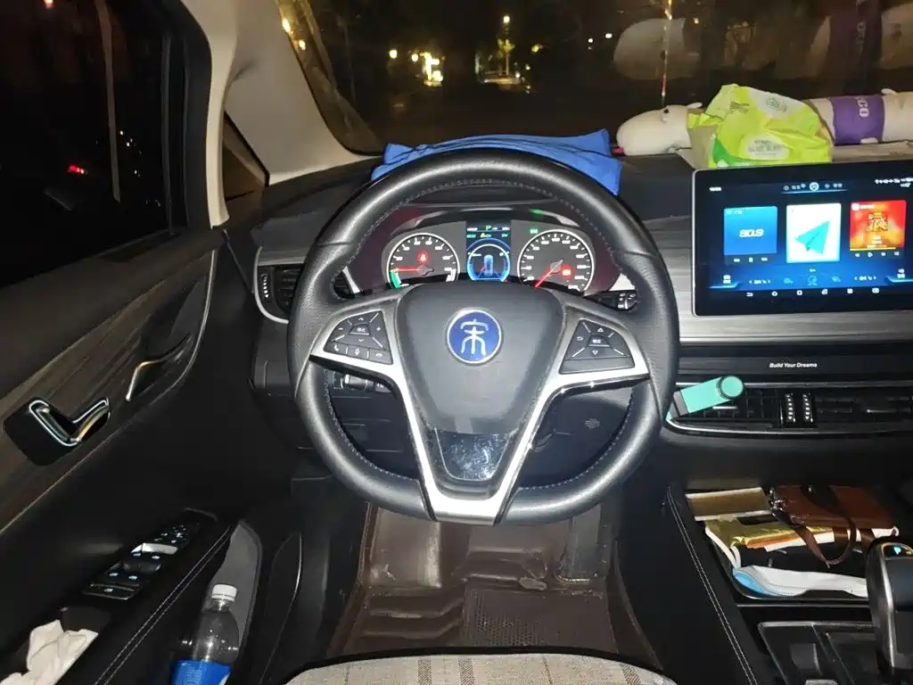 BYD Song MAX New Energy 2020 2019 DM 1.5T Smart Connect Advance 6-seater China VI