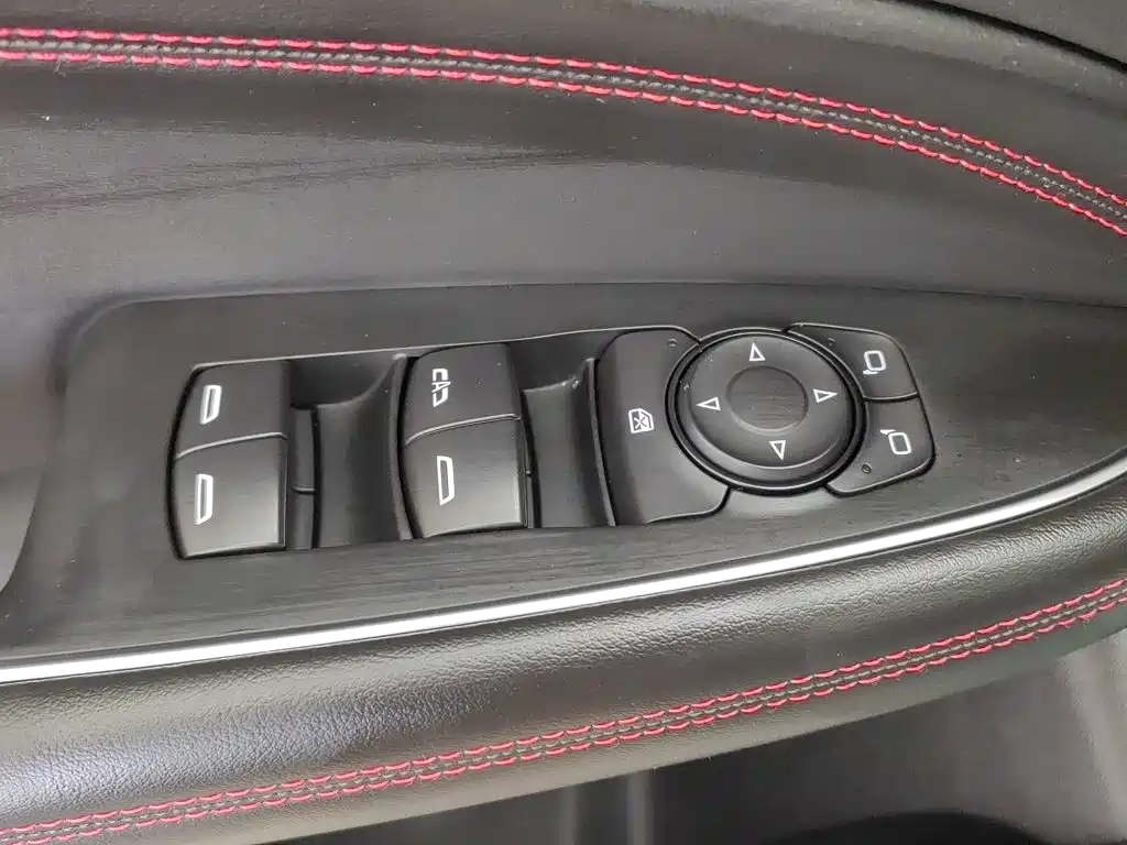 Фото 9 - Buick Regal