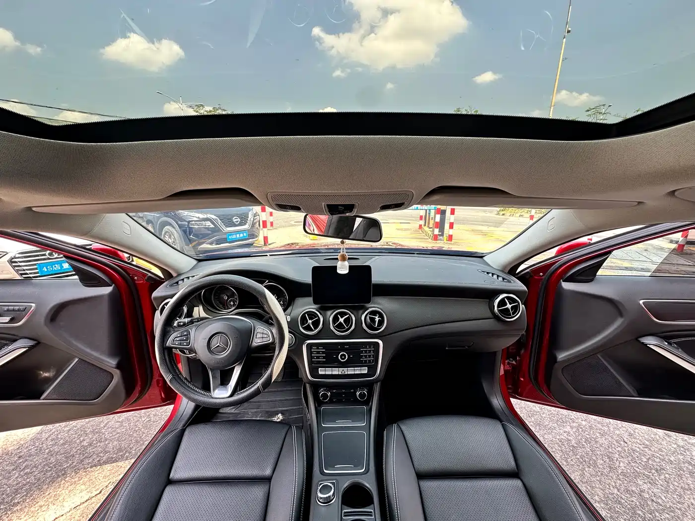 Mercedes-Benz GLA 2018 GLA 200 Fashion фото 13