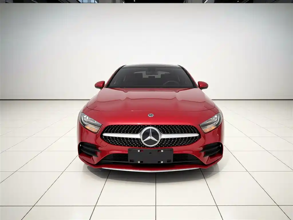 Mercedes-Benz A-Class 2021 A 180 L Sports Sedan фото 3