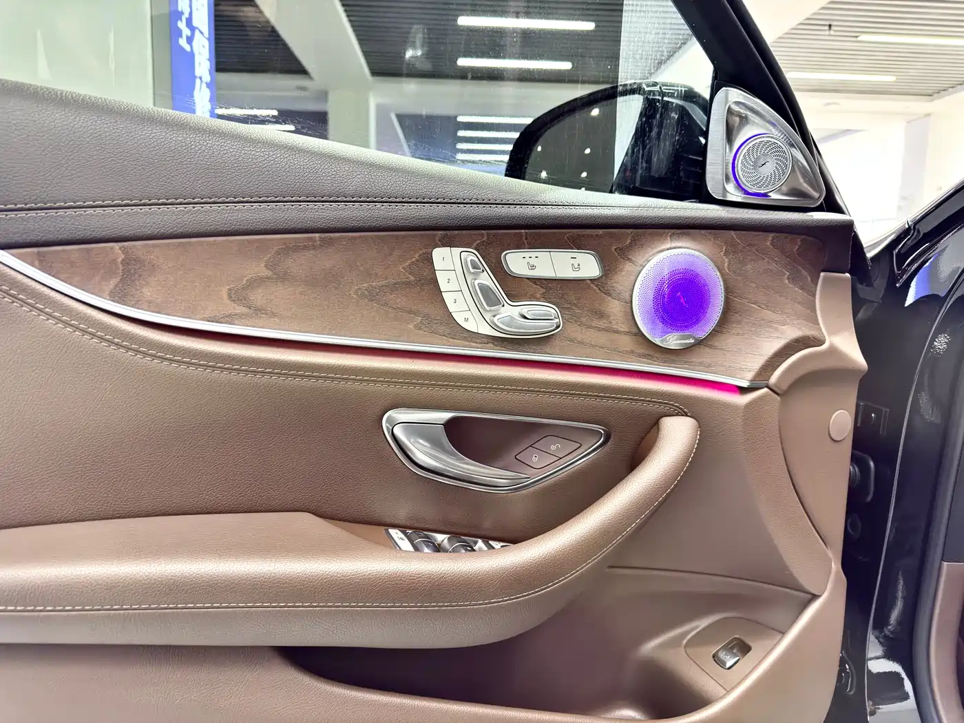 Mercedes-Benz E-Class 2020 E 300 L Luxury Model фото 11