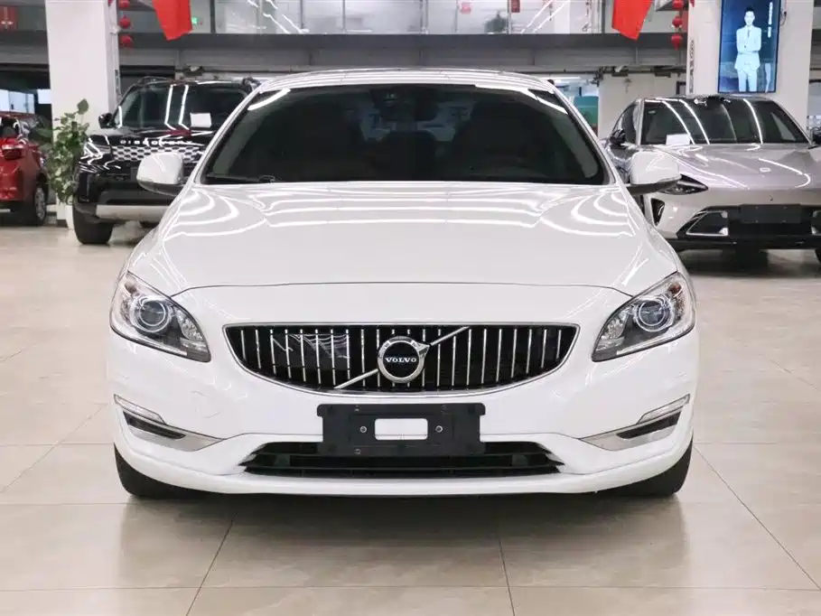 Volvo S60 Plug-in Hybrid 2018 2018 S60L T6 Twin Engine Hybrid