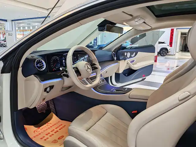 Mercedes-Benz E-Class (Import) 2021 E 260 Coupe — фото 4
