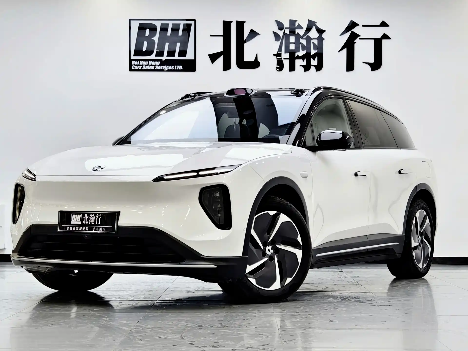 Фото 1 - NIO ES6
