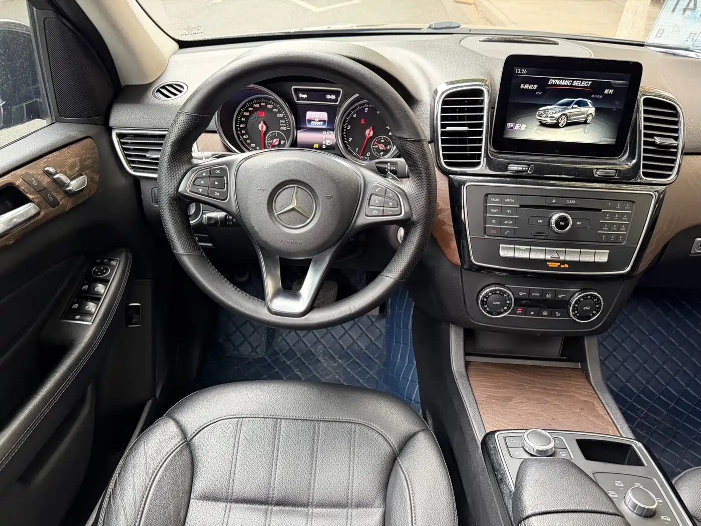 Mercedes-Benz GLE 2016 GLE 320 4MATIC Dynamic фото 15
