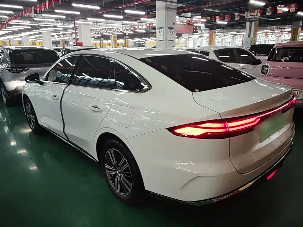 Geely Galaxy Galaxy Stellar 6 2025 Base Version фото 5