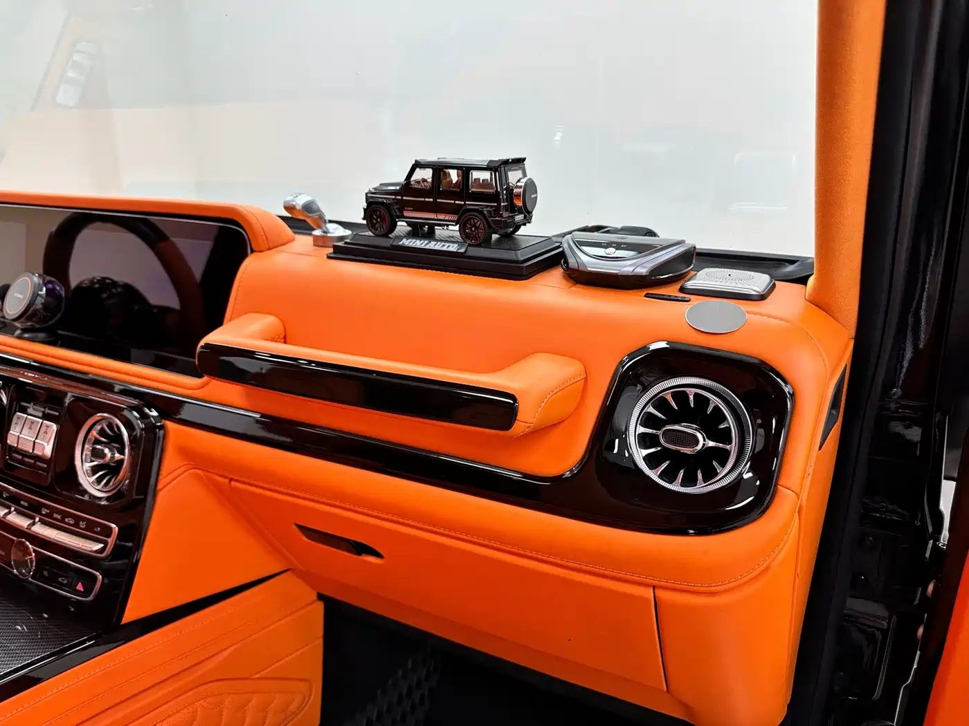 Photo 26 - Mercedes-Benz G-Class AMG