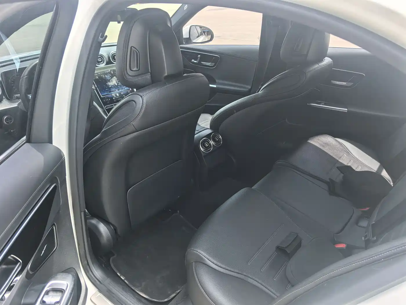 Mercedes-Benz C-Class 2022 Facelift C 260 L Sport фото 8