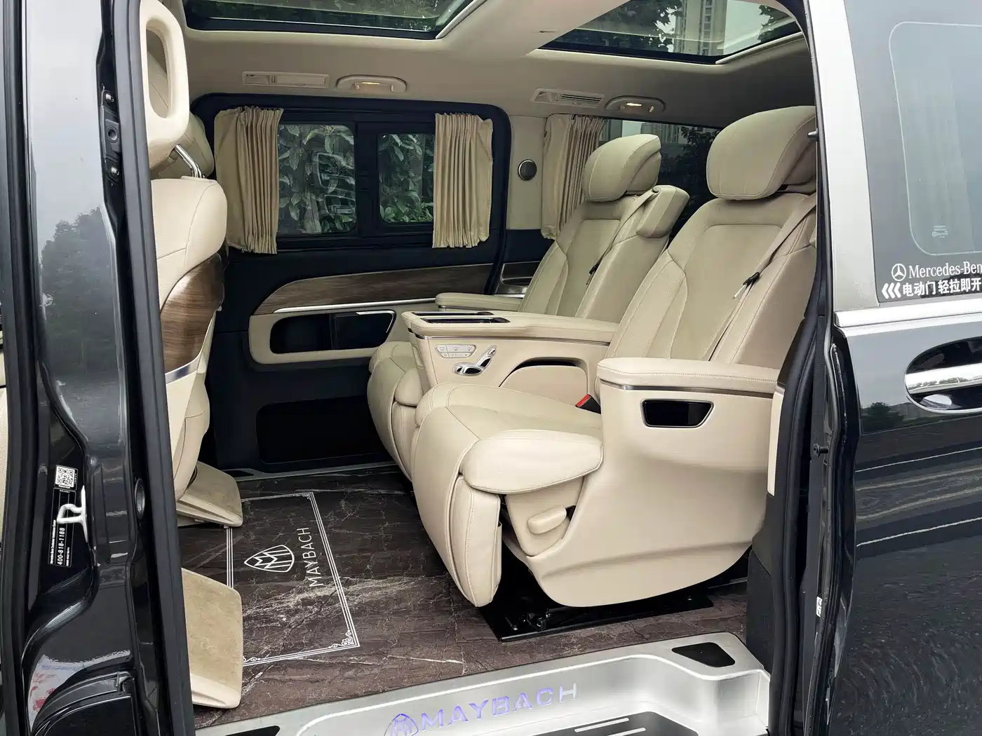 Mercedes-Benz V-Class 2021 V 260 L Long Wheelbase Luxury Edition фото 9