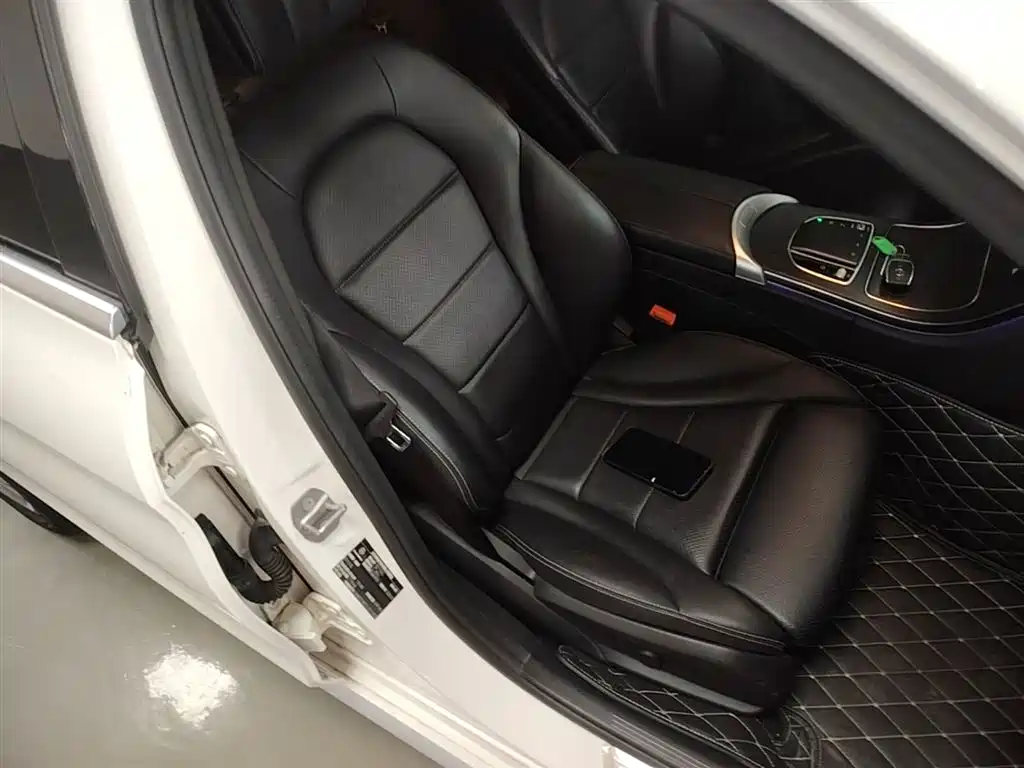 Mercedes-Benz C-Class 2020 Facelift C 260 L Sport фото 25