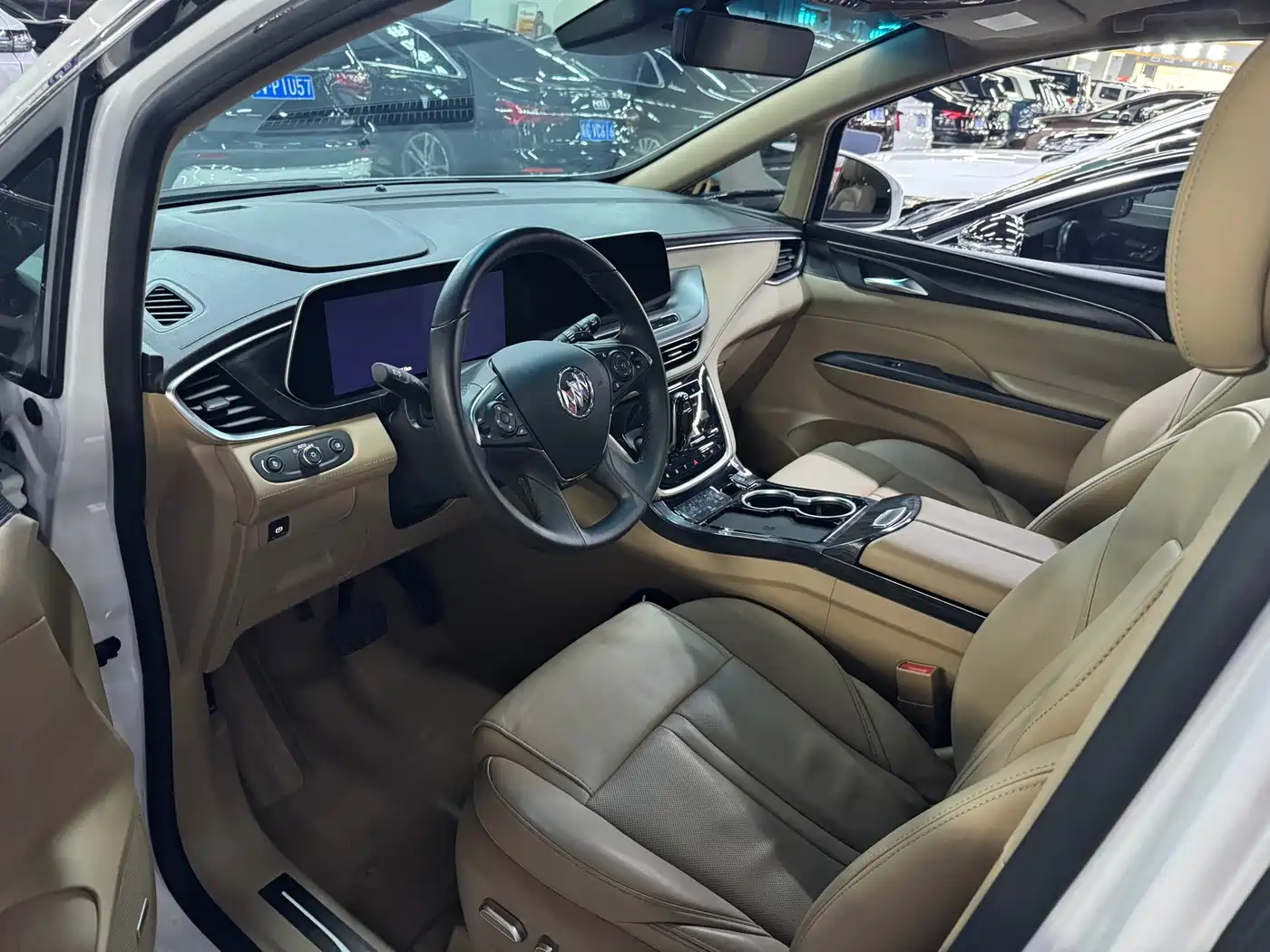 Buick GL8 2021 ES Landlord 653T Flagship фото 13