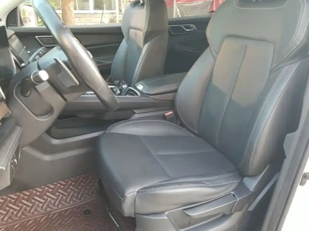 Jiangling Yuhu 9 2020 2020 2.0T Automatic Diesel 4WD Comfort
