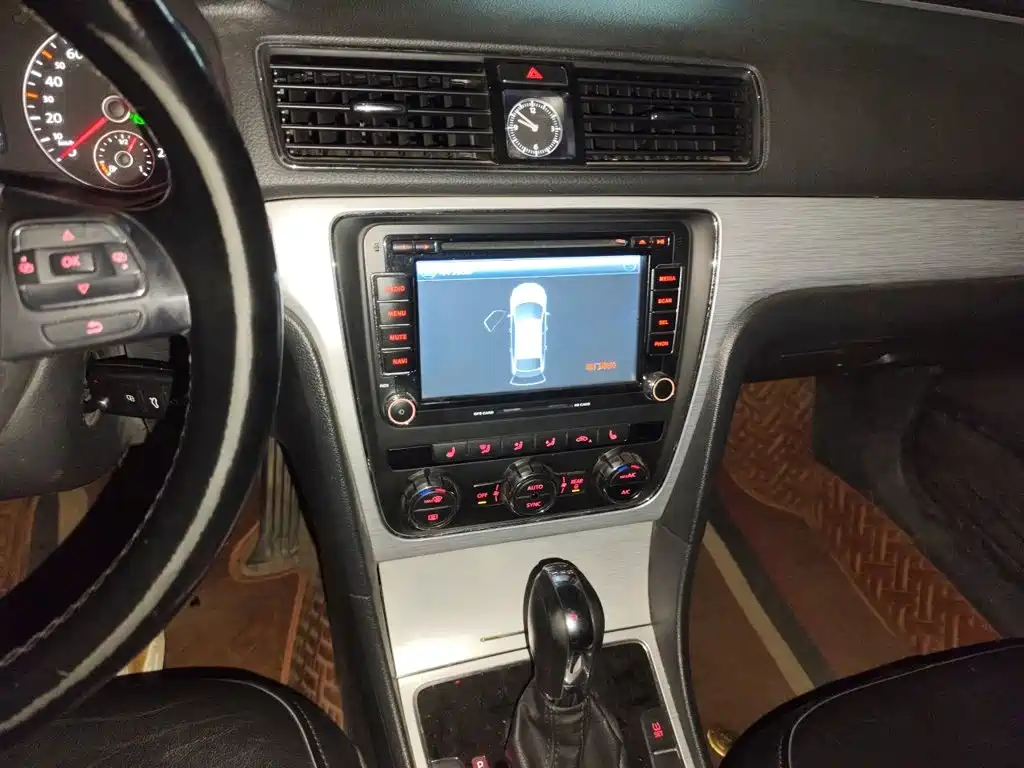 Photo 9 - Volkswagen Passat