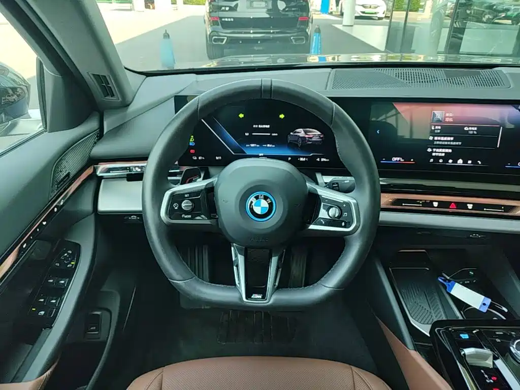 BMW i5 2025 2025 eDrive 40L M Sport Package