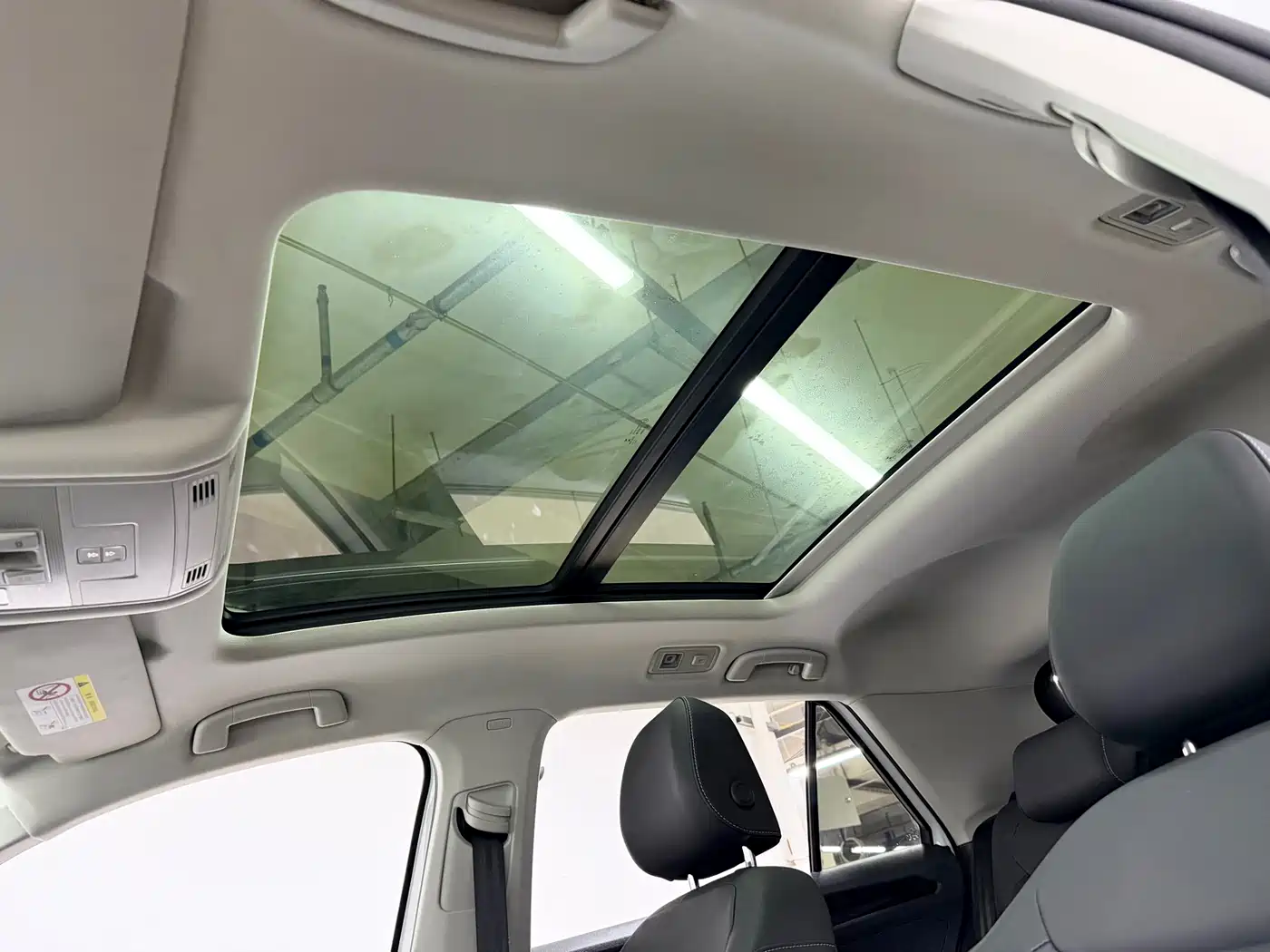 VOLKSWAGEN T ROC EXPLORING SONGS