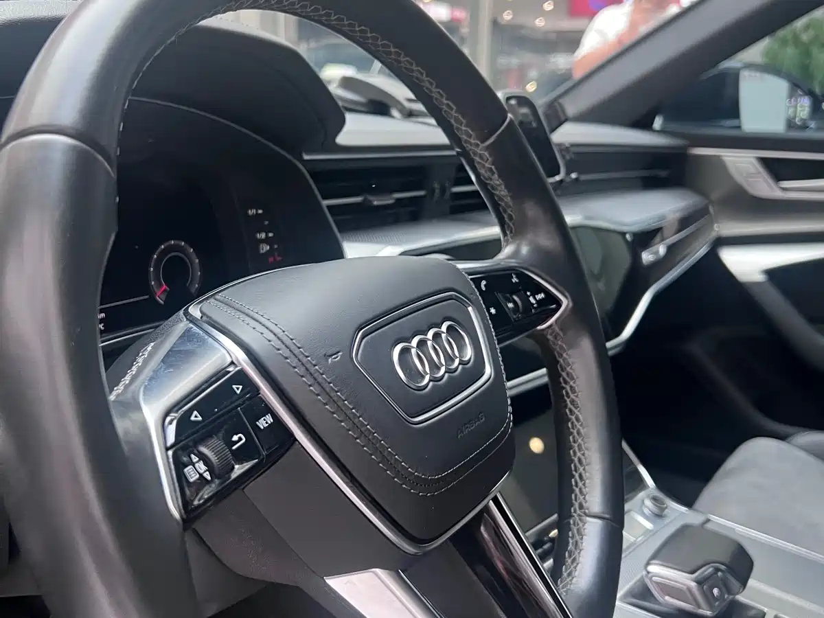 Audi A6L 2022 40 TFSI Luxury Dynamic фото 13