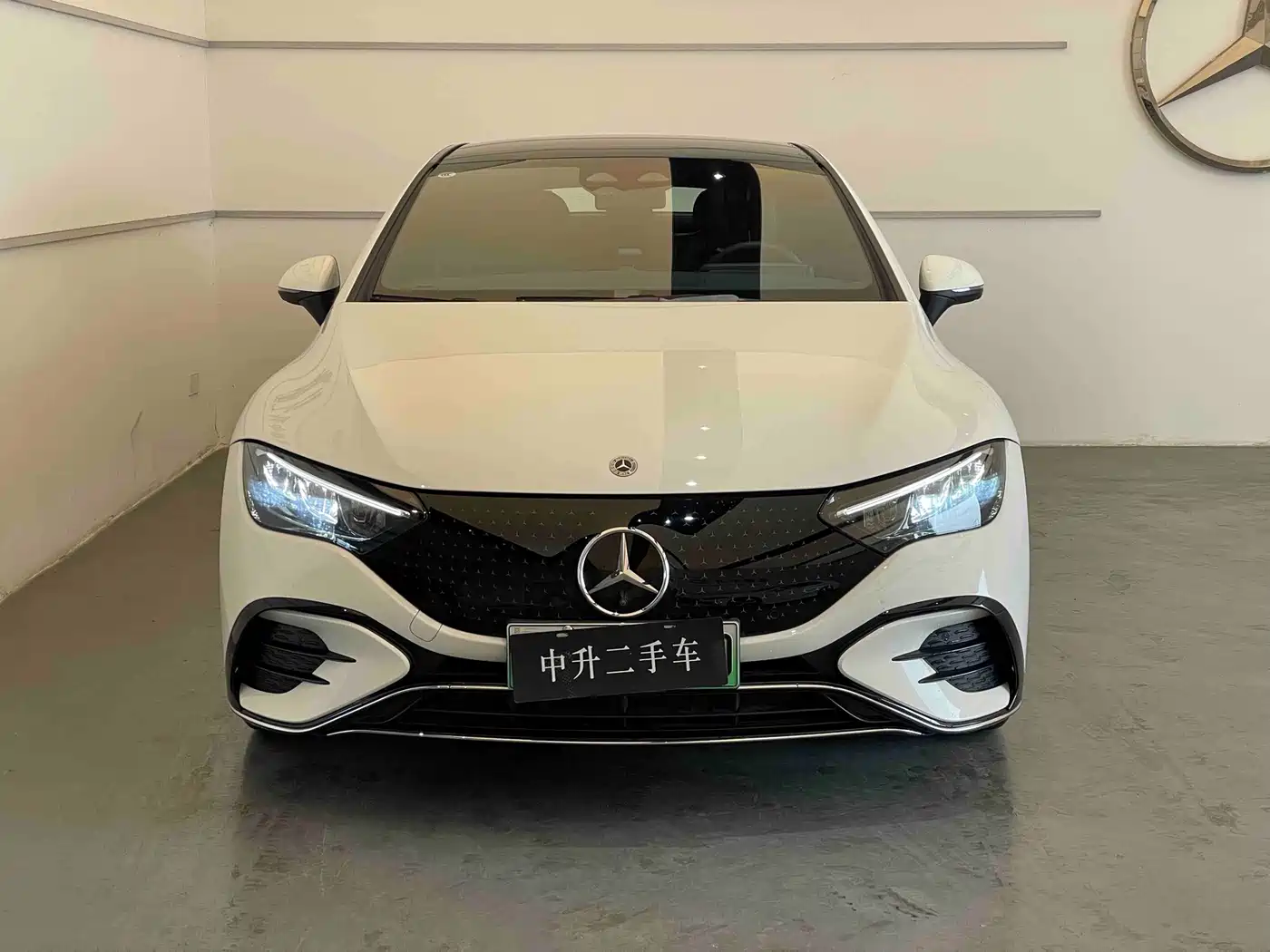 Mercedes-Benz EQE 2025 2025 Model 500 4MATIC Luxury Edition