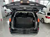 Фото 24 - Ford Edge