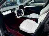 Фото 4 - Tesla Model Y