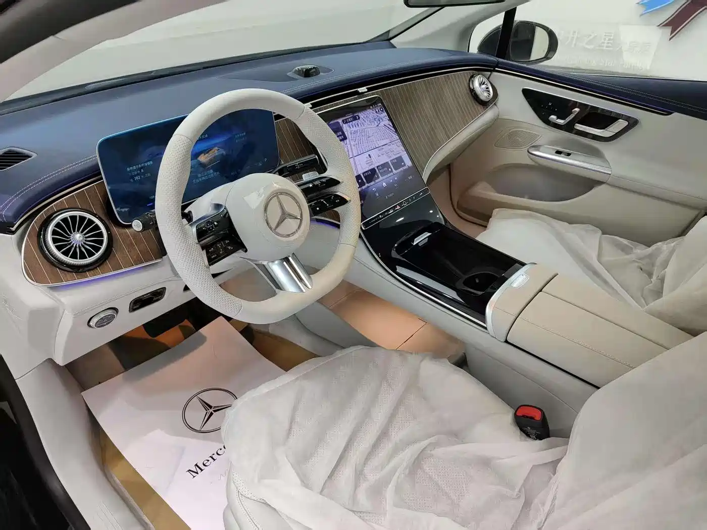 Mercedes-Benz EQE 2025 500 4MATIC Pioneer фото 12