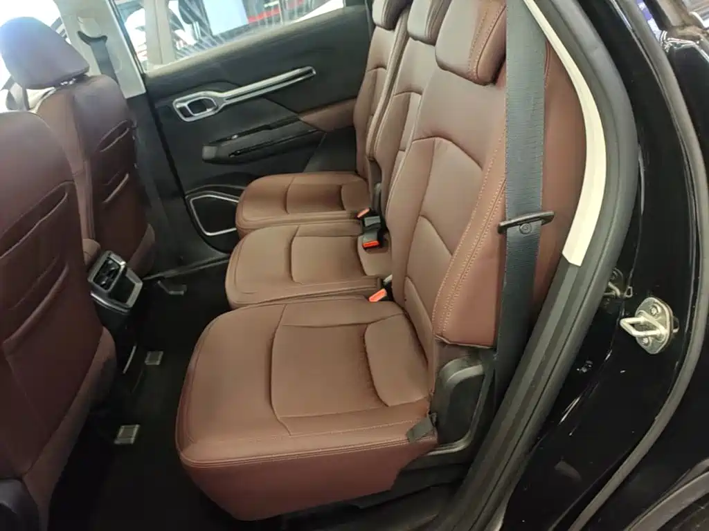 Geely Okavango 2022 2022 1.8TD DCT Luxury 7-Seater