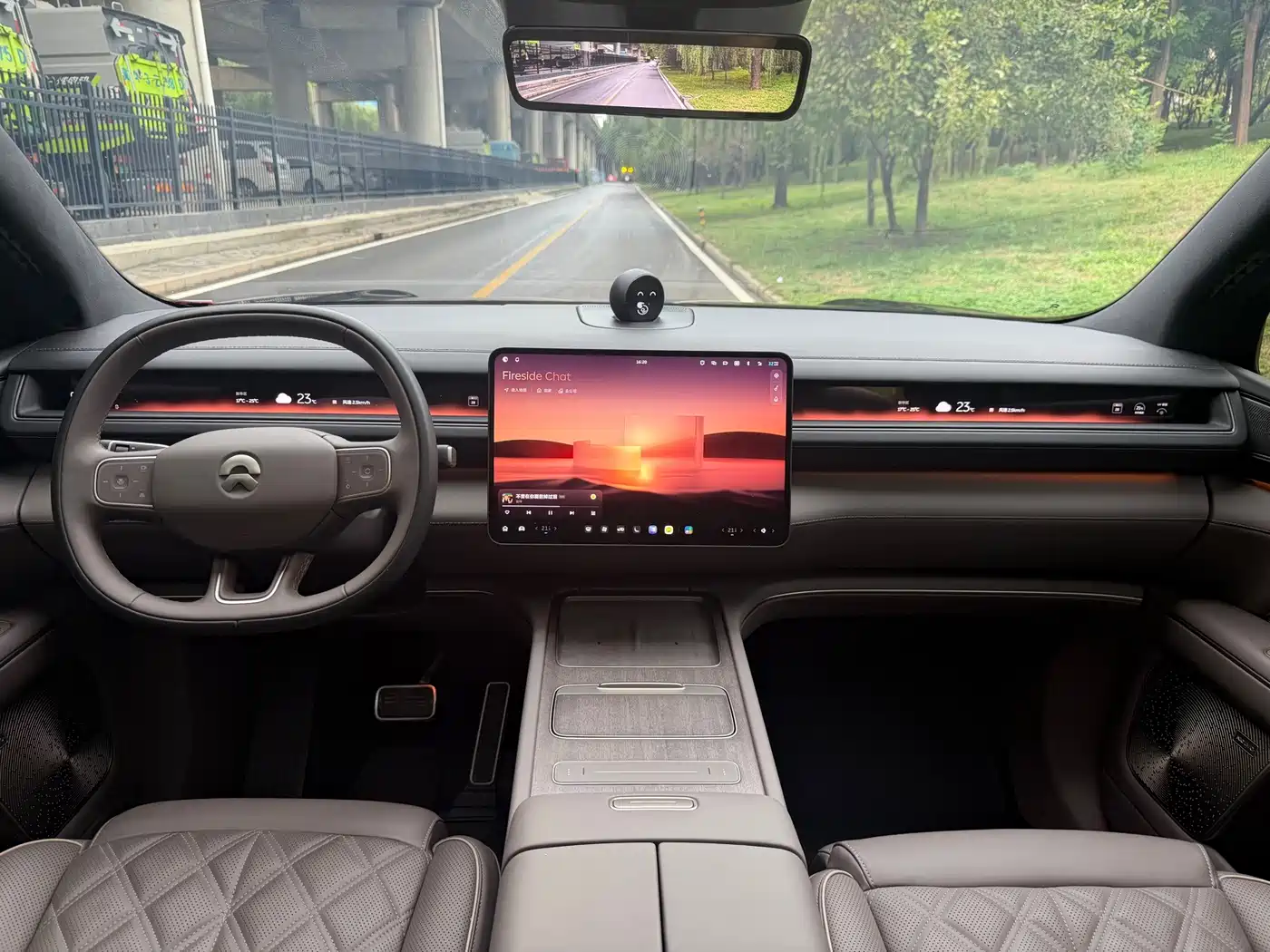 NIO ES8 2026 2025 Model 6-Seat Executive Luxury Edition