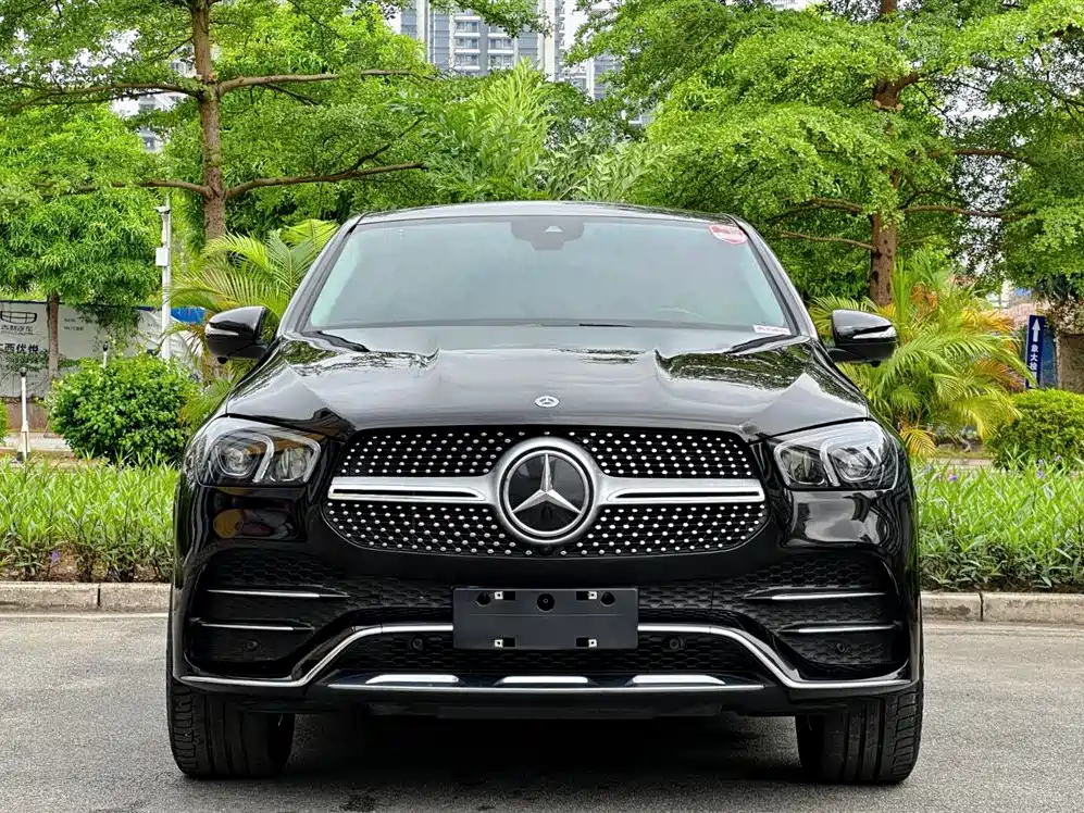 Mercedes-Benz GLE Coupe 2020 GLE 350 4MATIC Coupe SUV Fashion фото 2