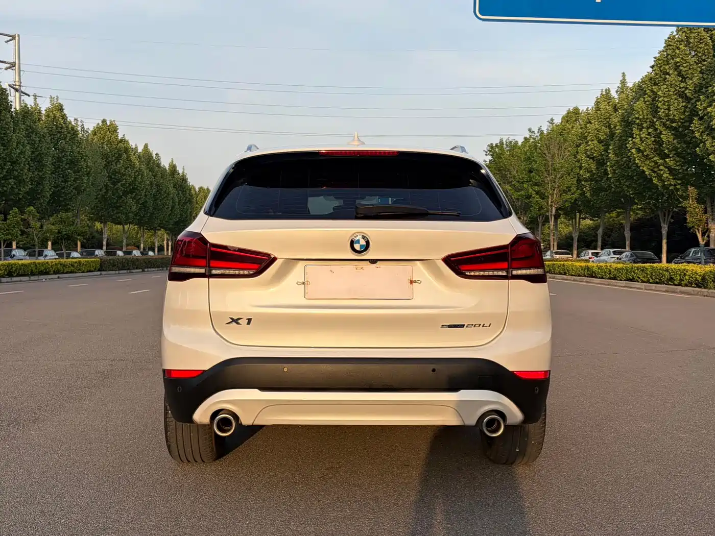 BMW X1 2022 sDrive20Li Fashion фото 5