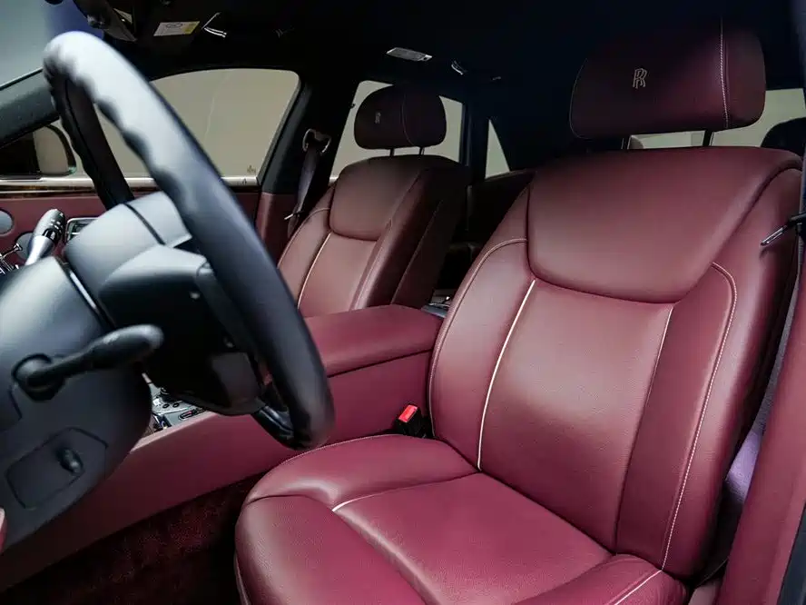 Rolls-Royce Ghost 2018 6.6T Standard Wheelbase фото 11