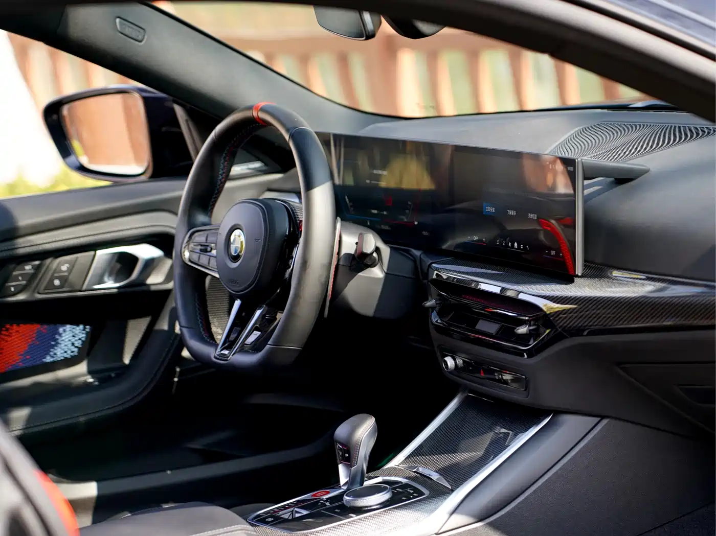 BMW M2 2024 M2 фото 10