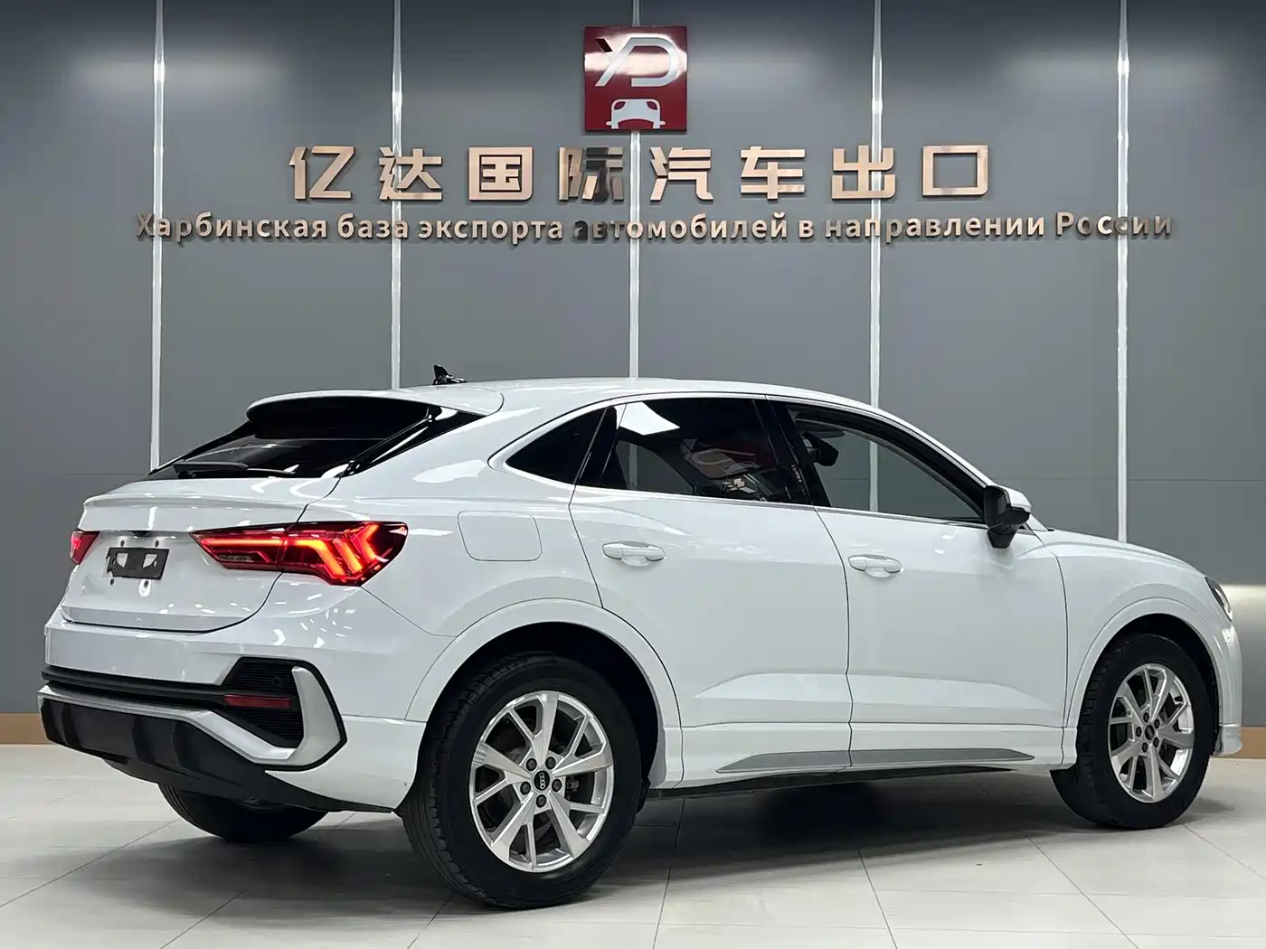 Audi Q3 Sportback 2022 35 TFSI Progressive фото 6