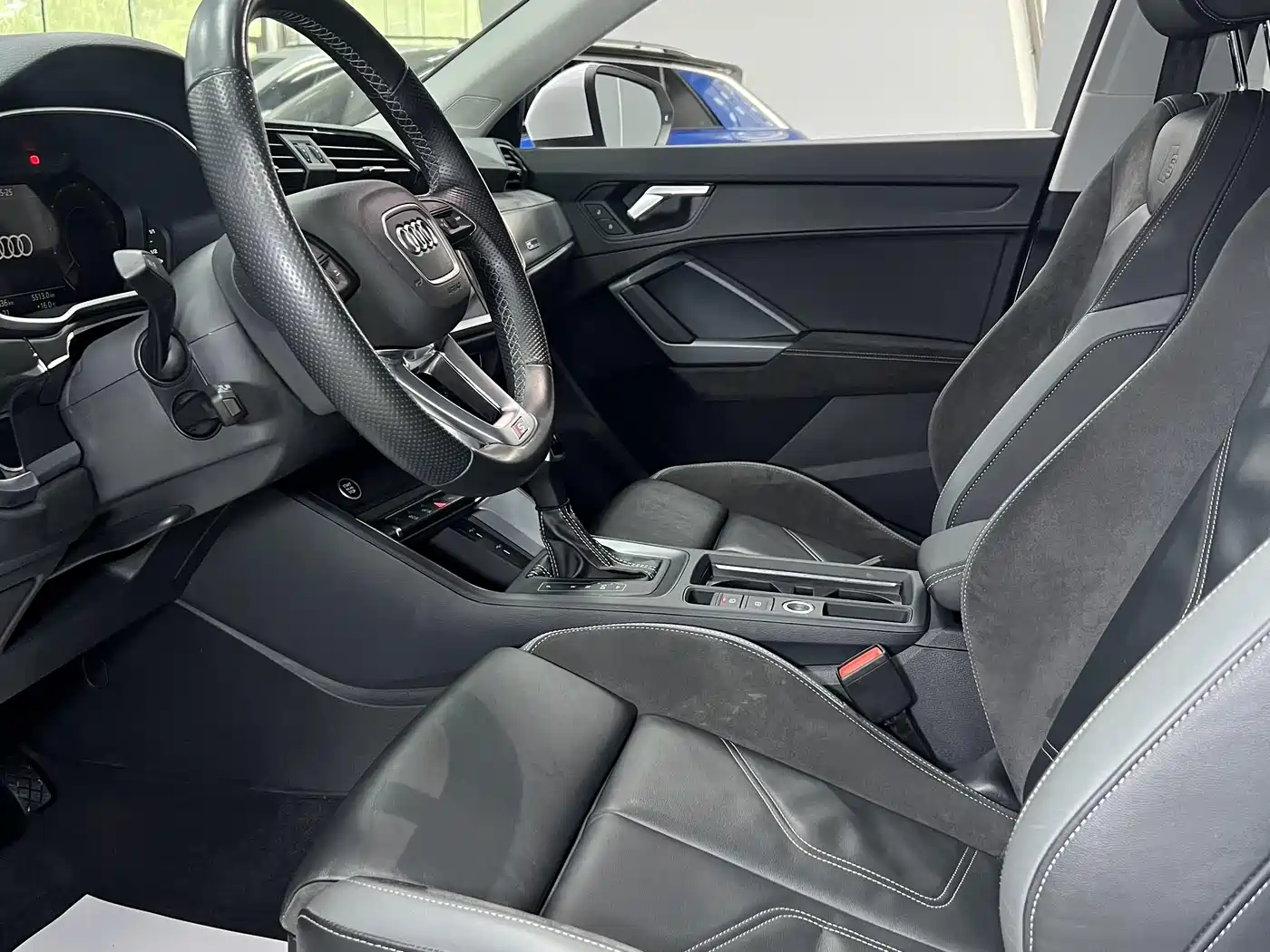 Audi Q3 Sportback 2022 35 TFSI Progressive фото 15