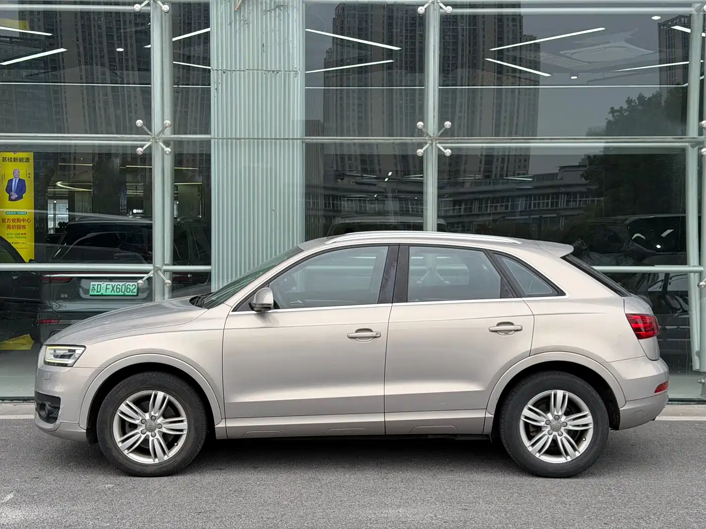 Audi Q3 2013 35 TFSI Comfort фото 3