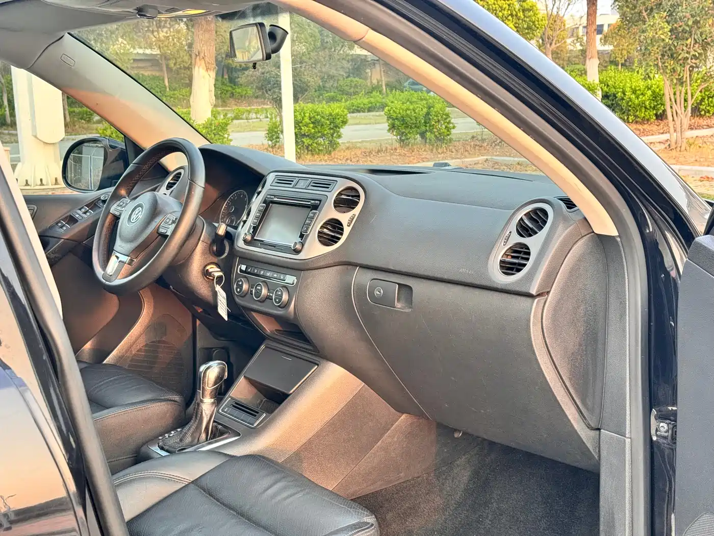 Volkswagen Tiguan 2015 1.8TSI Automatic 4WD Highline фото 9